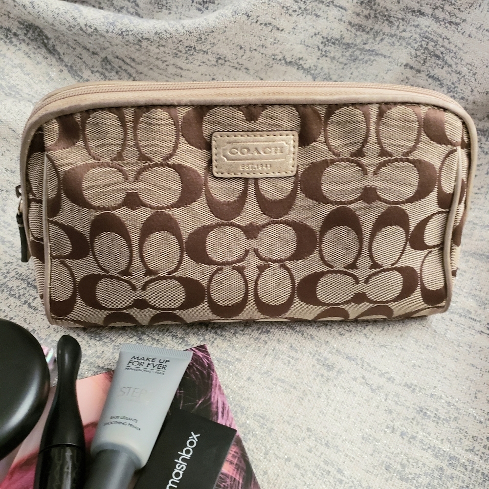 ⛔SOLD!!!⛔ COACH Monogram Canvas Cosmetic bag